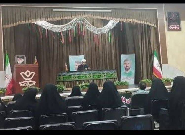 عالی