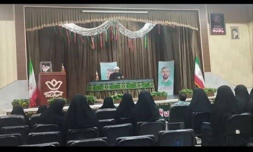 عالی